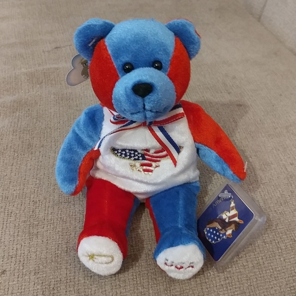 Holy Bear - Picture 1 of 8